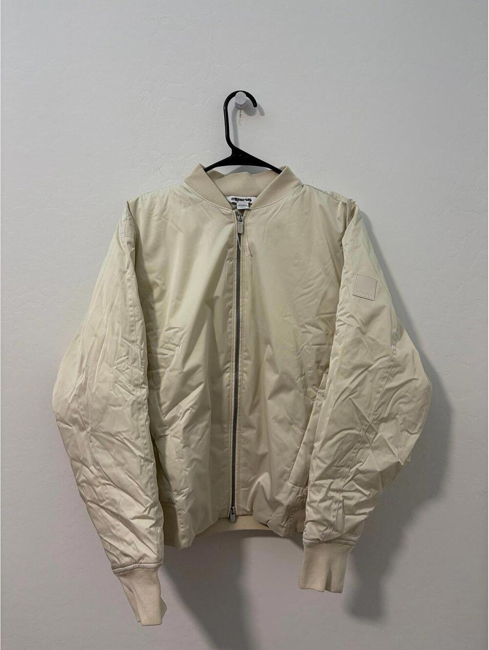 New $160 Athleta Flex Bomber Full zip Jacket - Womens size Medium